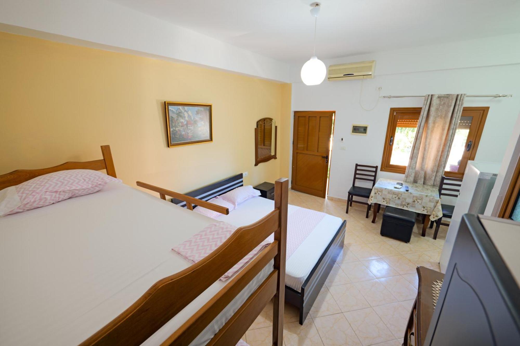 Hotel Chris Ksamil Zewnętrze zdjęcie