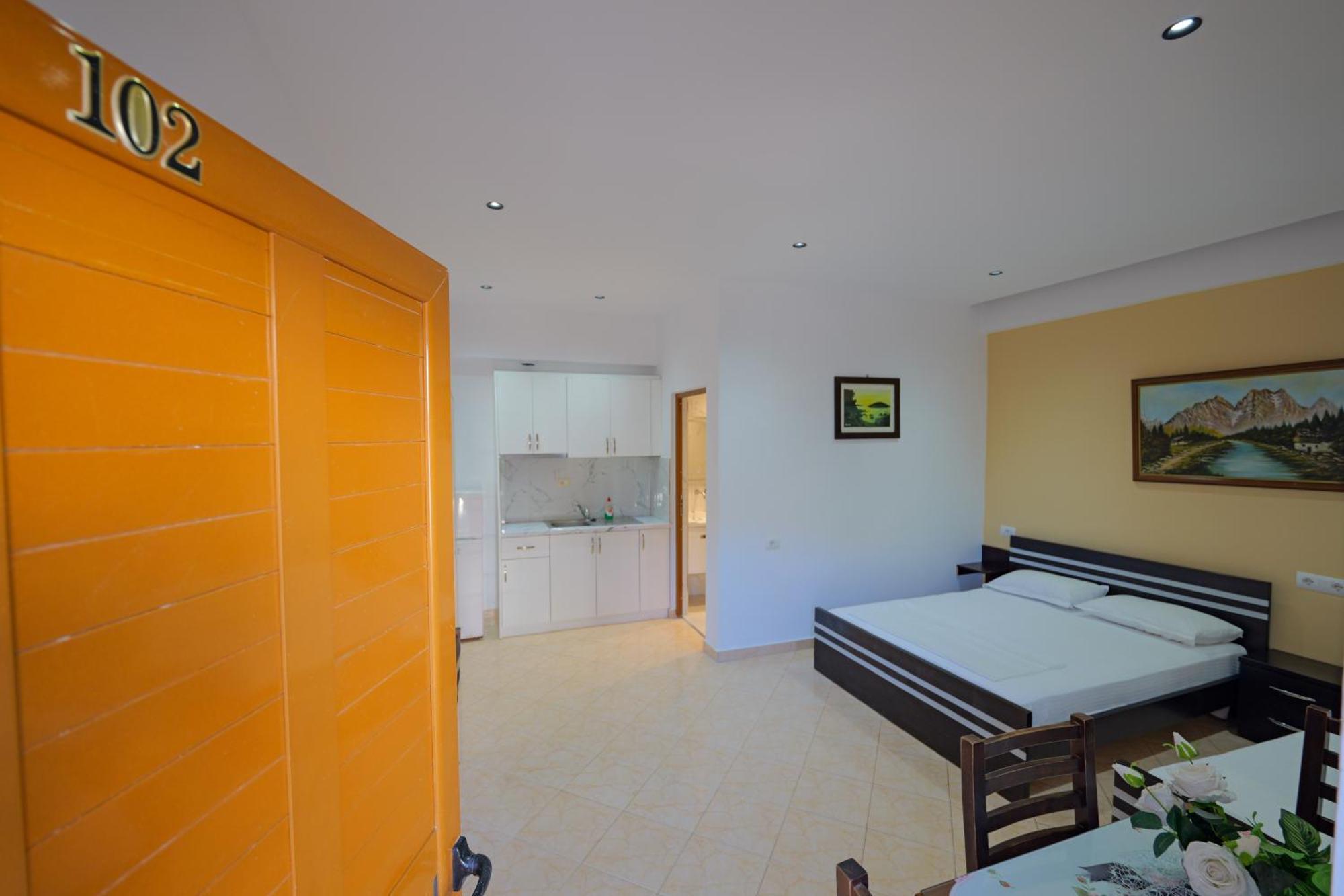 Hotel Chris Ksamil Zewnętrze zdjęcie