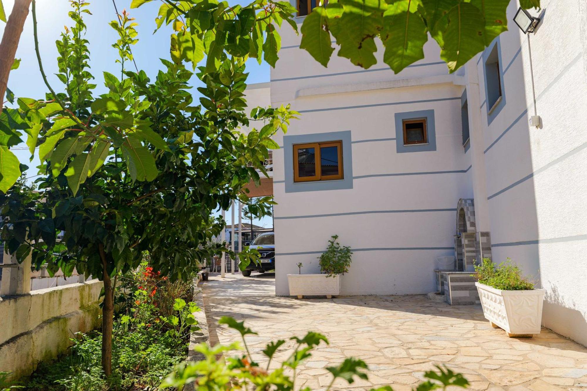 Hotel Chris Ksamil Zewnętrze zdjęcie
