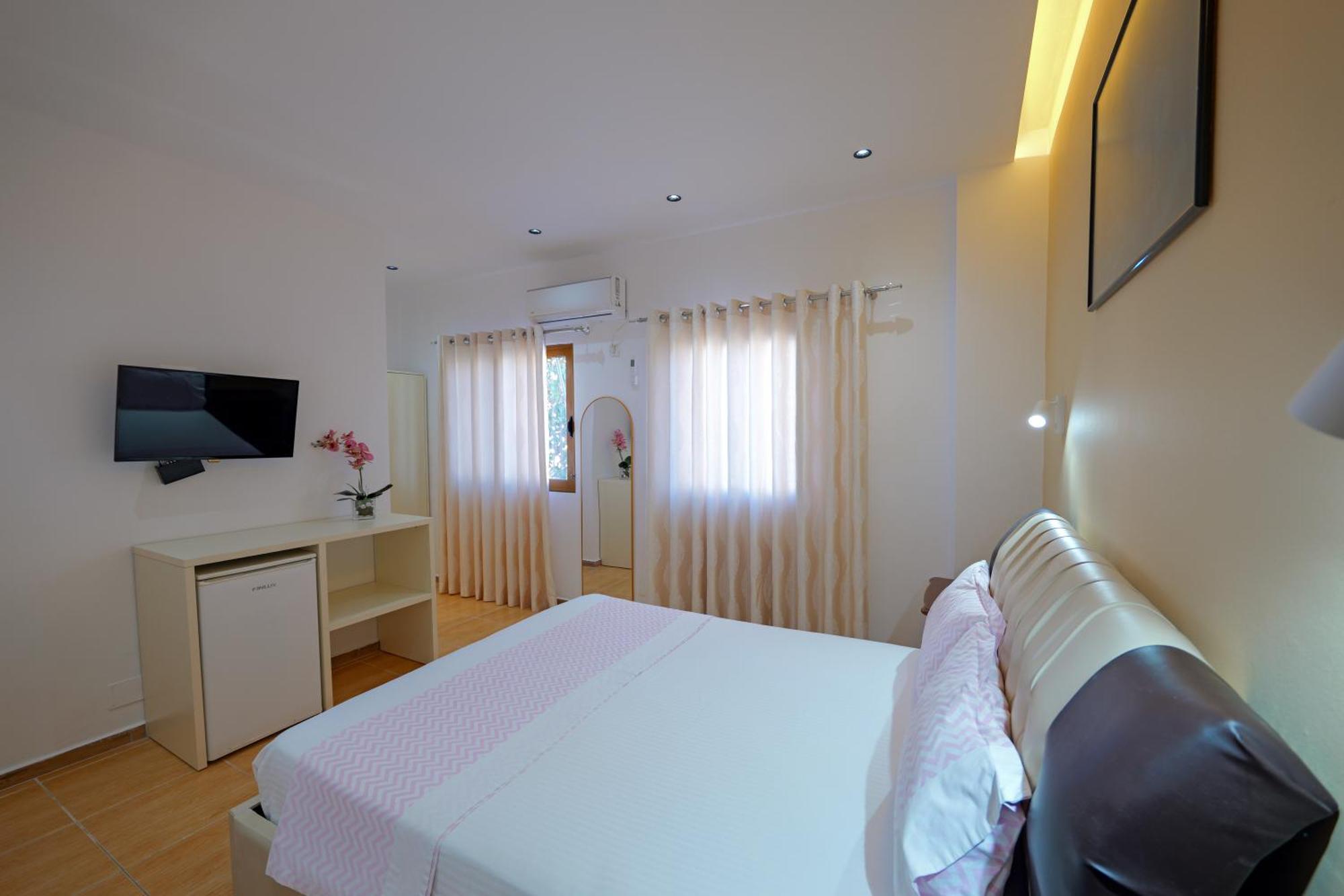 Hotel Chris Ksamil Zewnętrze zdjęcie
