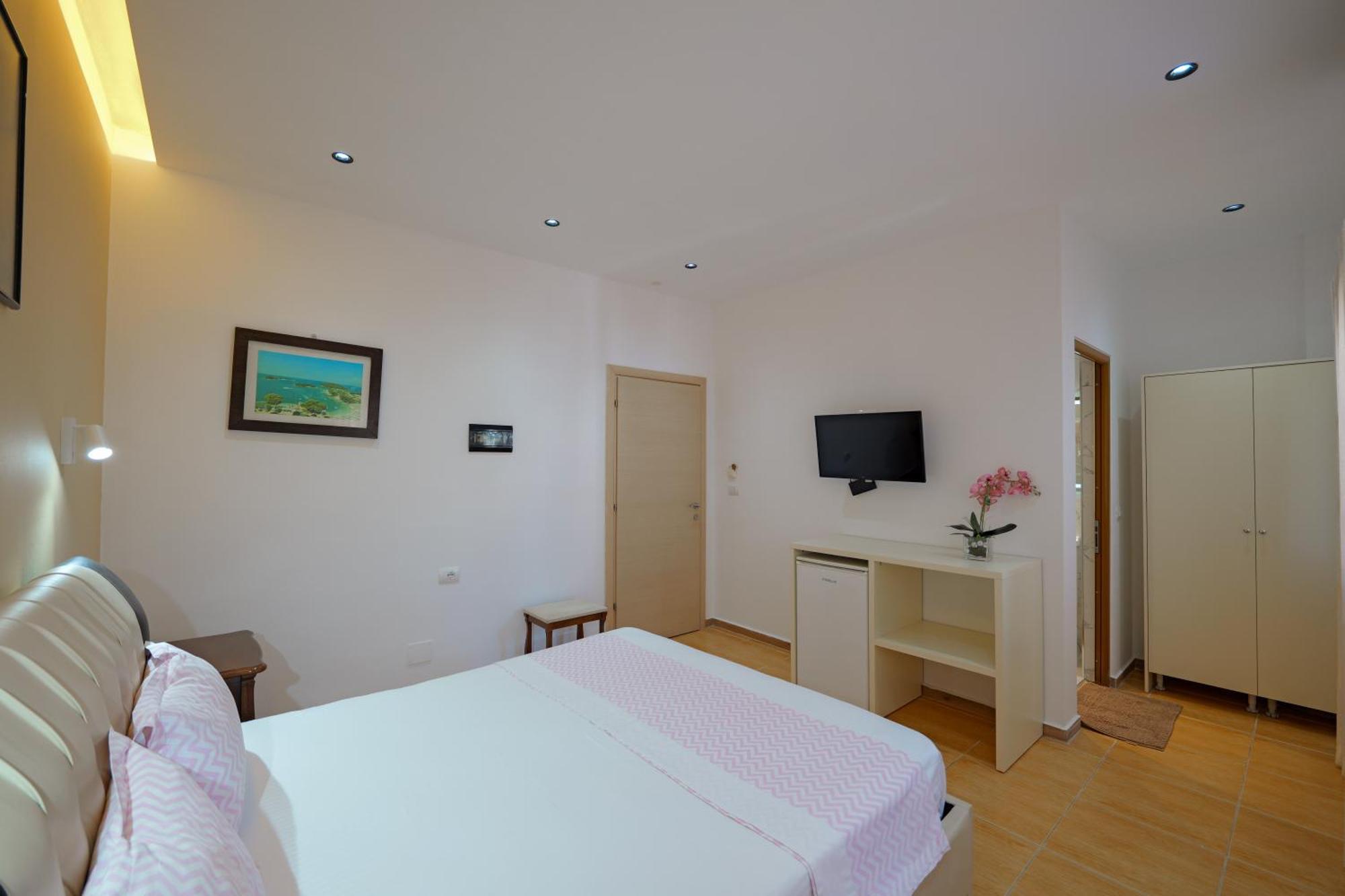Hotel Chris Ksamil Zewnętrze zdjęcie