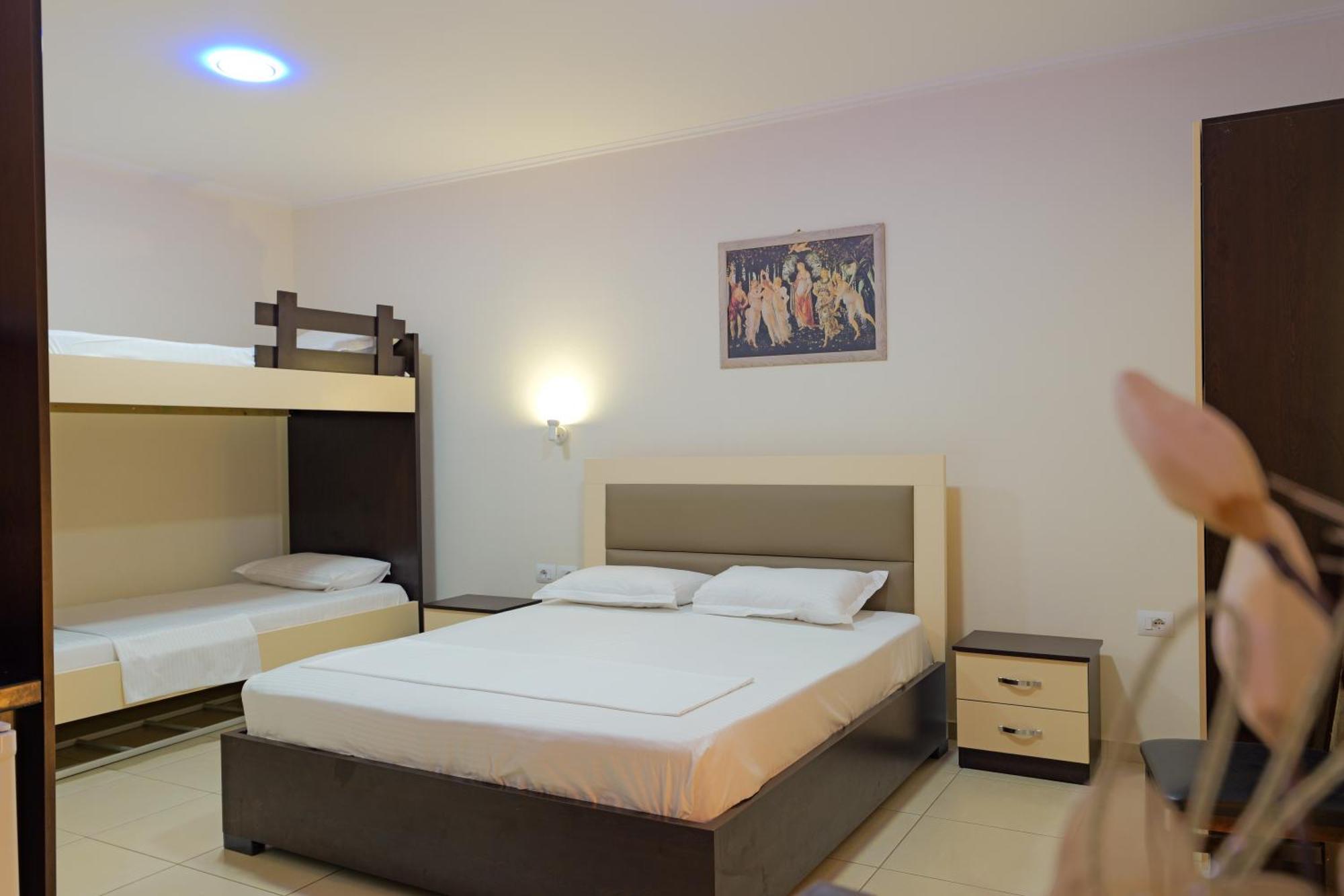 Hotel Chris Ksamil Zewnętrze zdjęcie