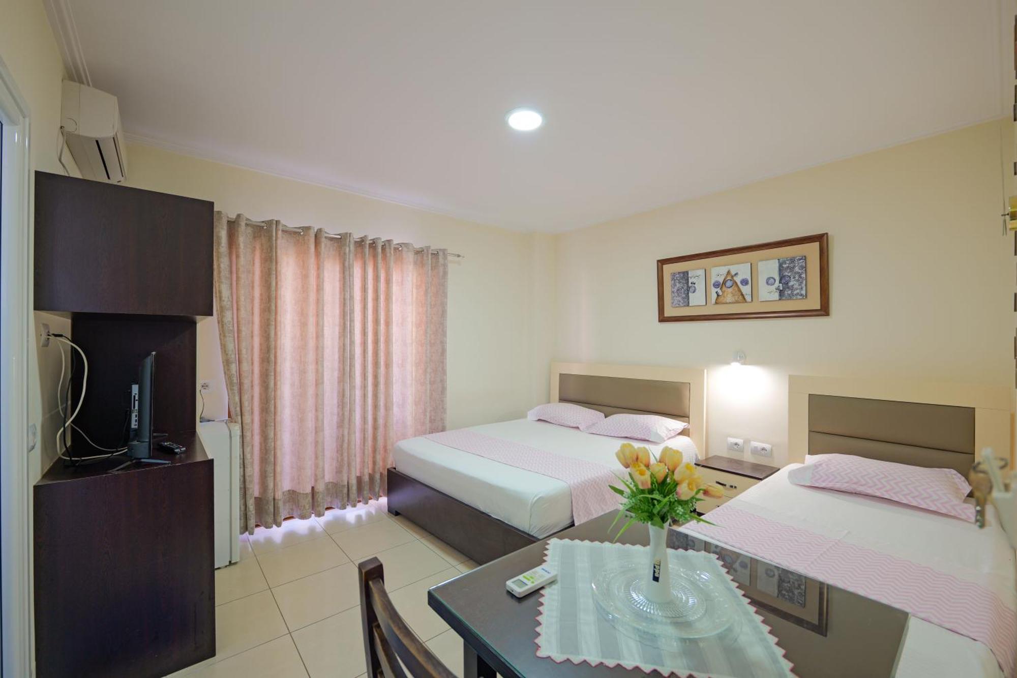 Hotel Chris Ksamil Zewnętrze zdjęcie