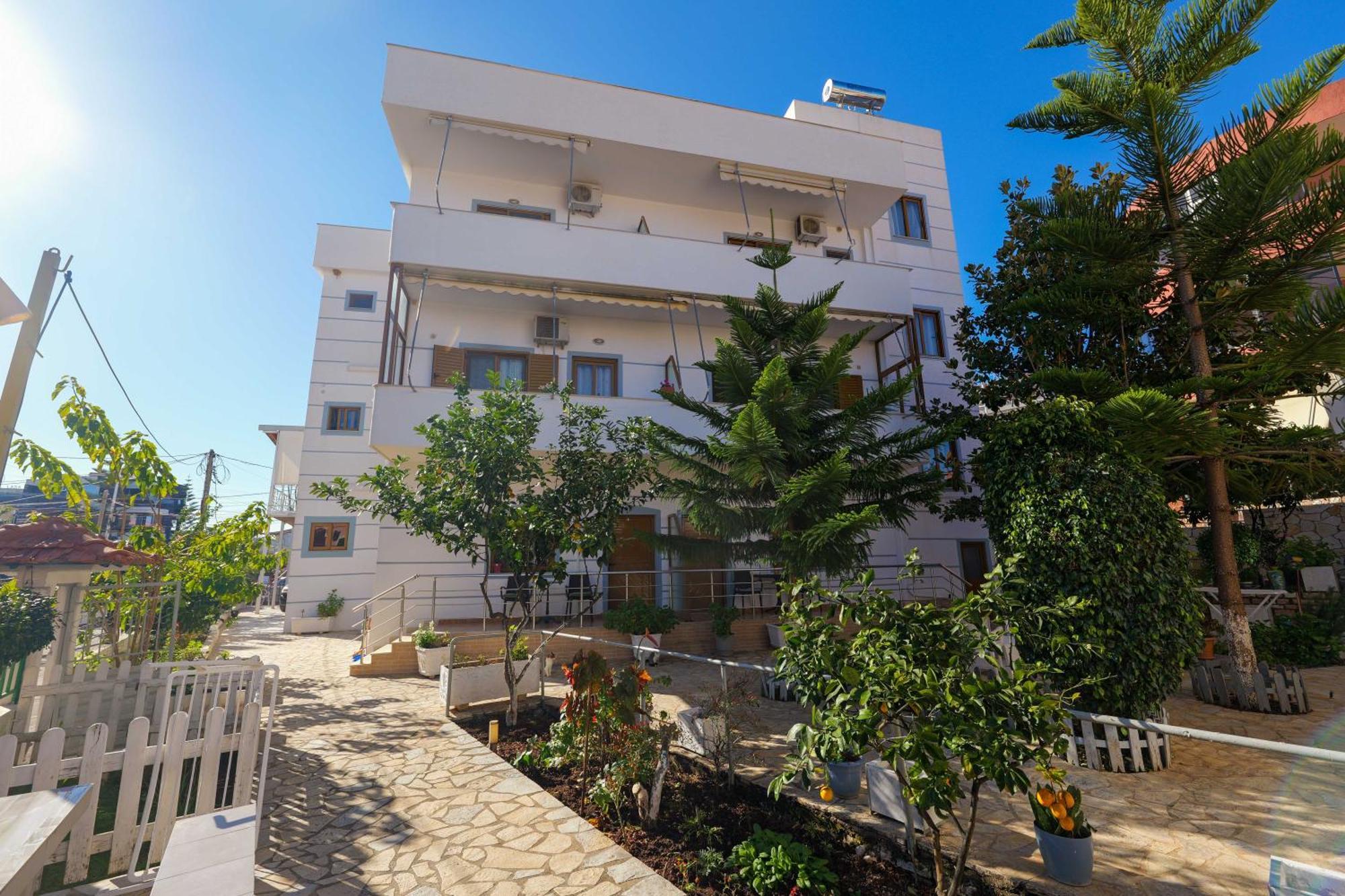 Hotel Chris Ksamil Zewnętrze zdjęcie